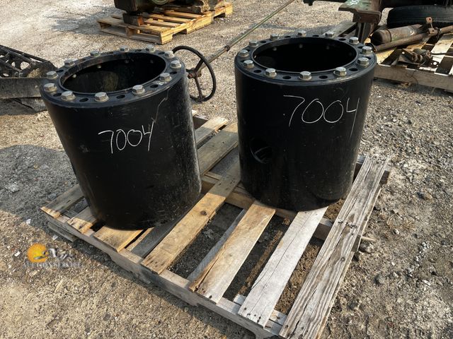 Lot 83-7004 - Unverferth 24 Bolt Bolt-on Wheel Extensions