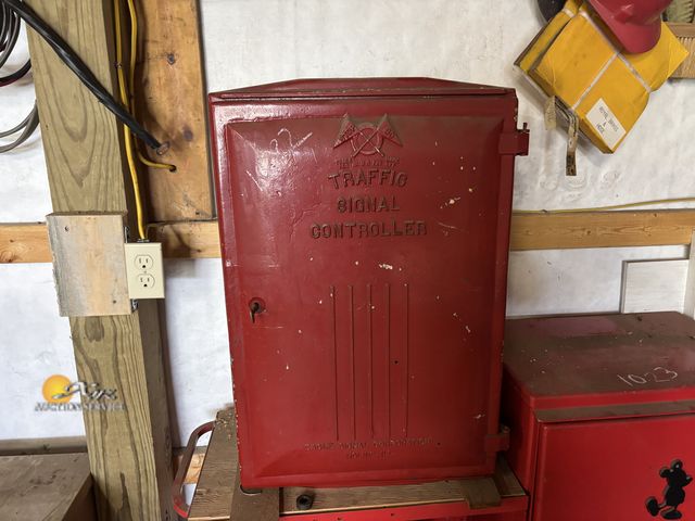 Lot 83-1022 - Eagle Signal Corporation Traffic Control Cabinet
