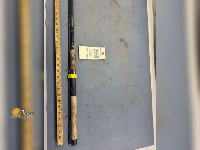 Lot 83-2569 - G-Loomis 10 1/2' 8-12wt Rod