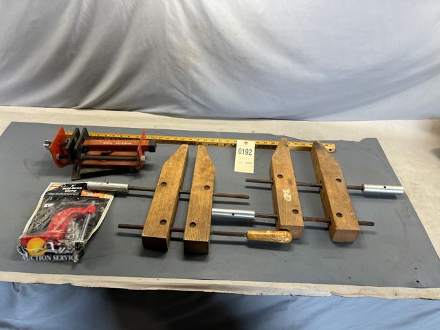 Lot 83-192 - Wood Working Clamps