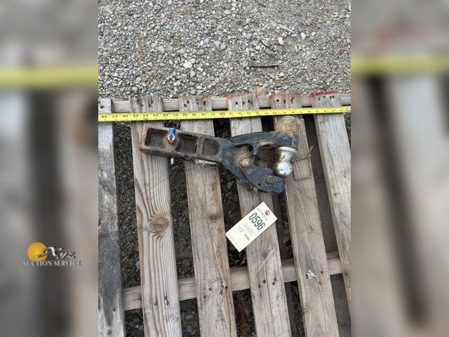 Lot 83-0596 - 10 Ton Hitch