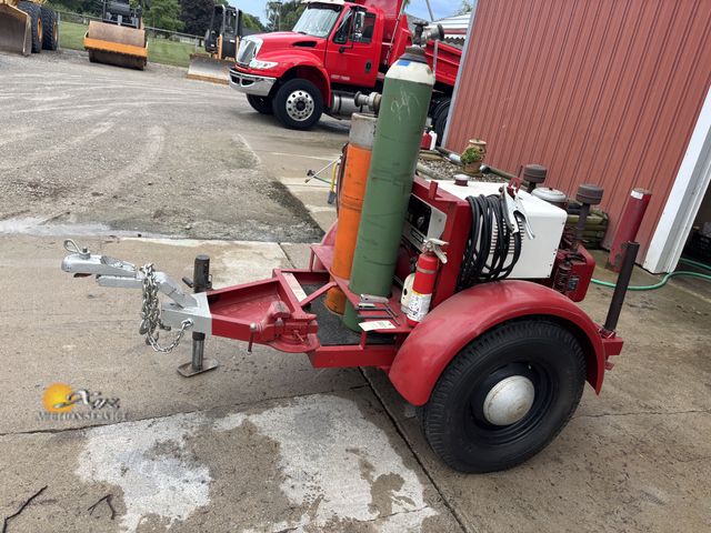 Lot 83-0411 - Portable Welding Trailer
