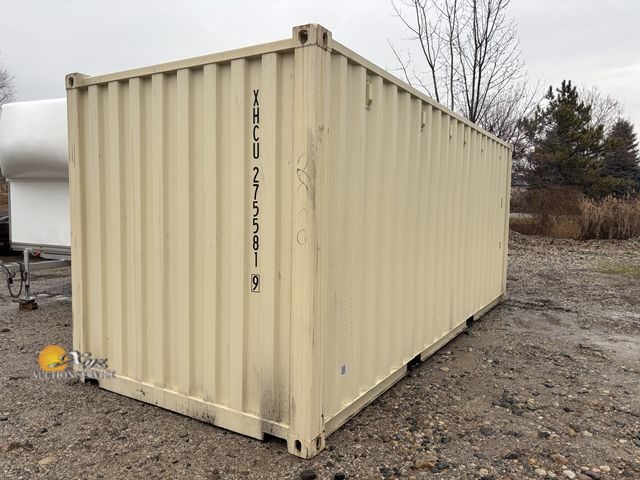 Lot 83-2000 - 20ft Shipping Container