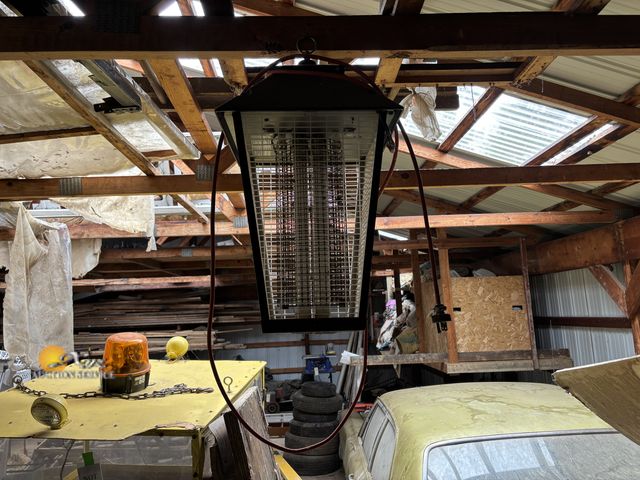 Lot 83-1057 - Electric Lantern-Style Bug Zapper