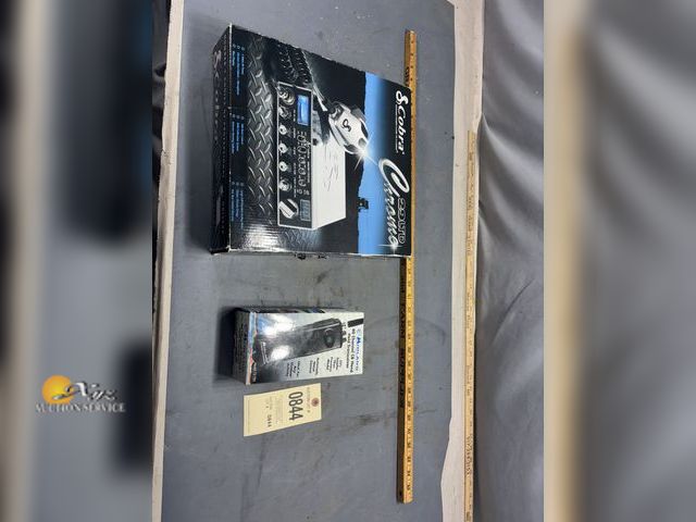 Lot 83-0844 - 29LTD Cobra CB and Midland 40 Channel CB Hand Held Transceiver