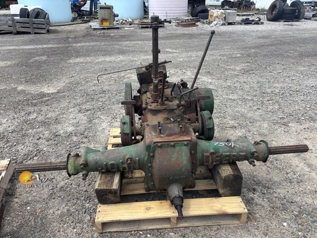 Lot 83-4051 - 1937 John Deere B Rear End