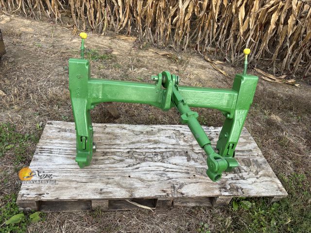 Lot 83-1044 - John Deere 3pt Quick Hitch off JD 4630