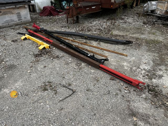 Lot 83-7029 - Header Cart Tongue Lot