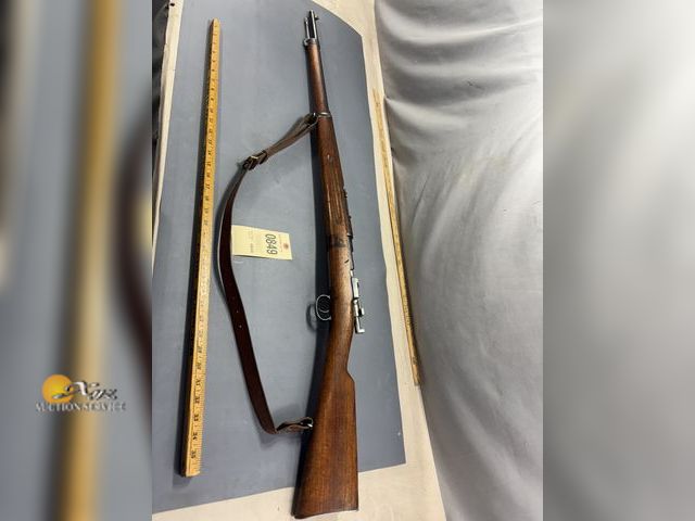 Lot 83-0849 - Carl Gustafs Stads Gevarsfaktori 1902 6.5-55mm Swedish Bolt Action Rifle