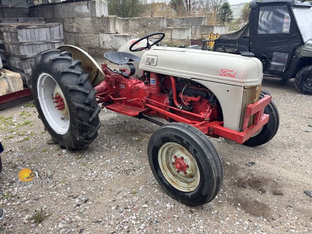 Lot 83-1004 - Ford 8N Tractor