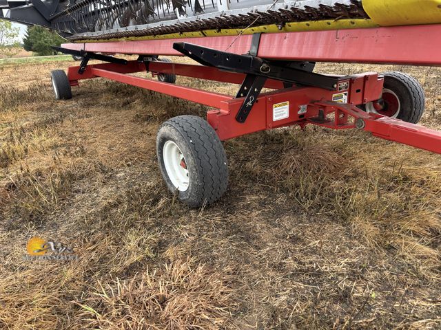 Lot 83-1011 - Unverferth Header Cart