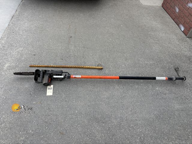 Lot 83-0523 - Remington Pole Saw