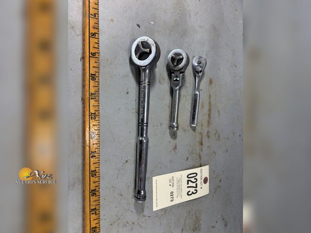 Lot 83-0273 - 1/4", 3/8", 1/2" Drive Ratchets
