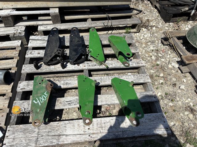 Lot 83-4005 - Six John Deere 7000 Planter Closing Wheel Arm Brackets