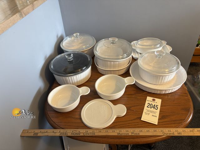 Lot 83-2045 - Lot of Corningware Bakeware