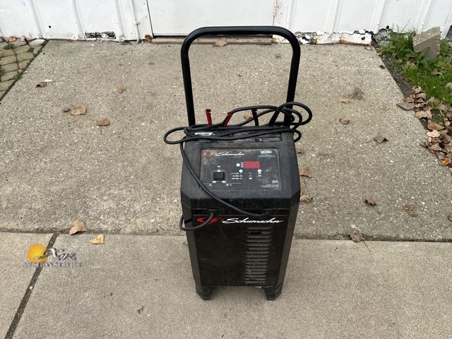 Lot 83-9102 - Schumacher Battery Charger, Works Good.