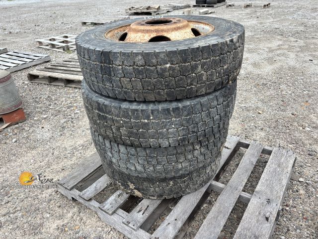 Lot 83-1001 - Four 225/70 R19.5 Tires Mounted on 10 Bolt GM Rims