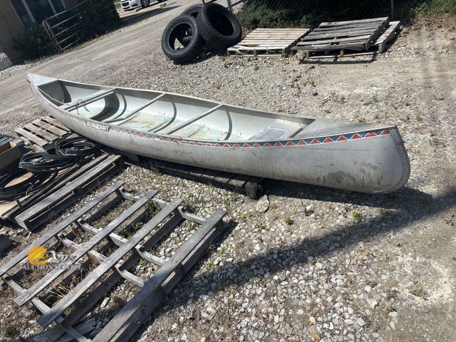Lot 83-1056 - 17.5" Flat Bottom Canoe with Paddles