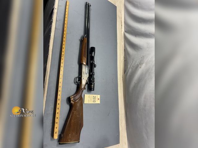 Lot 83-2510 - Savage 24V Series C 222 REM/20 GA O/U Rifle Shotgun