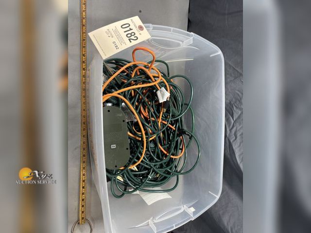 Lot 83-0182 - Lot of Miscellaneous Extension Cords