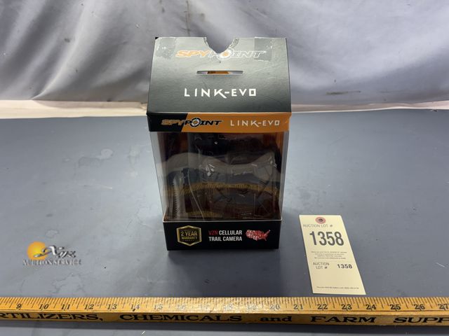 Lot 83-1358 - Spy Ppoint LINK-EVO 4G Trail Camera