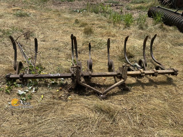 Lot 83-7009 - 8ft Field Cultivator