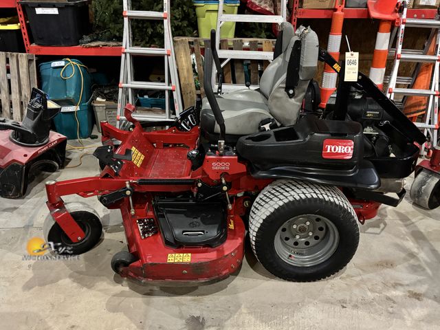Lot 83-0646 - Toro 6000 Series 60inch Zero-Turn Lawn Mower