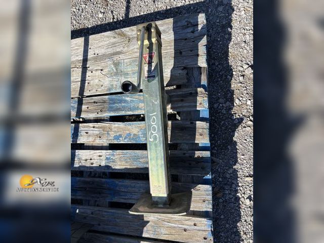 Lot 83-5001 - BullDog Trailer Jack