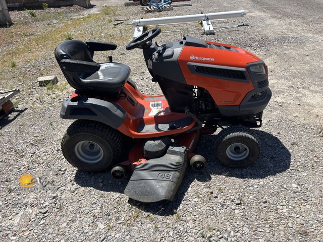 Lot 83-1014 - Husqvarna YTH 24K48 Riding Lawn Mower