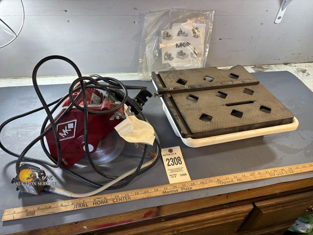 Lot 83-2308 - MK Wet Saw