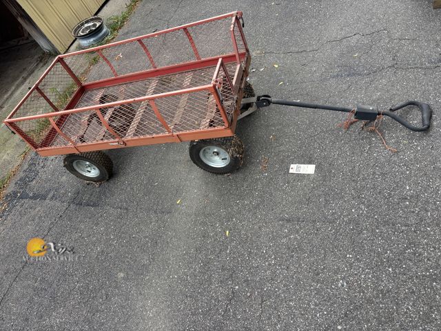 Lot 83-0797 - Garden Cart