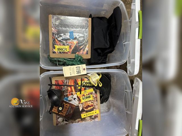 Lot 83-0196 - Lodge Cast Iron 12in and 10in Deep Camp Dutch Ovens