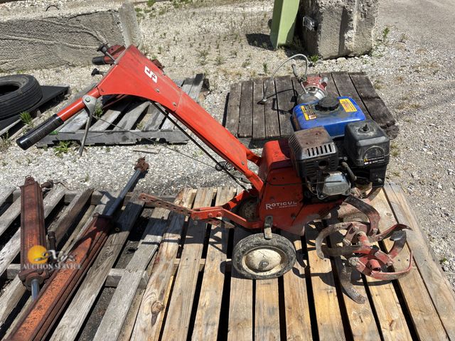 Lot 83-1010 - Simplicity Front Tine Rototiller