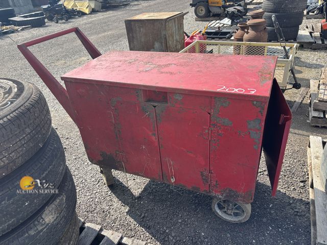 Lot 83-2003 - Rolling Toolbox