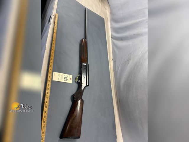 Lot 83-1424 - Remington Sportsman Model 11 20 GA Semi-Auto Shotgun