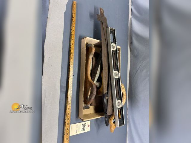 Lot 83-2840 - Lot of Miscellaneous Tools