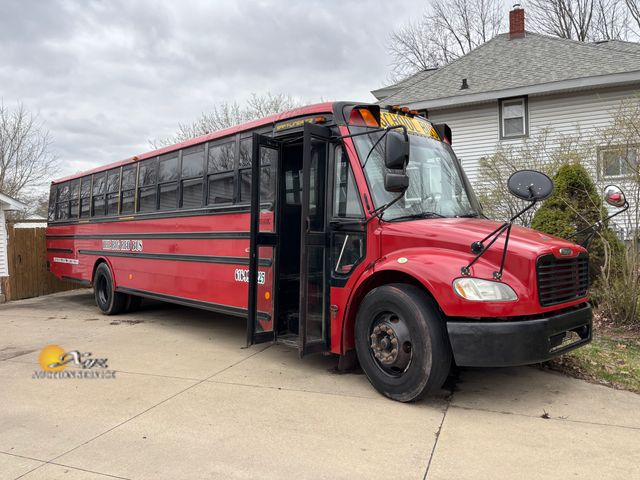 Lot 83-1047 - 2008 Thomas Bus