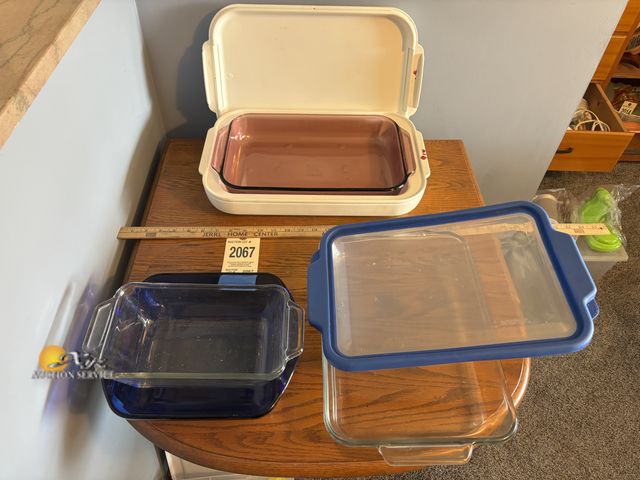 Lot 83-2067 - Lot of Glass Baking Dishes