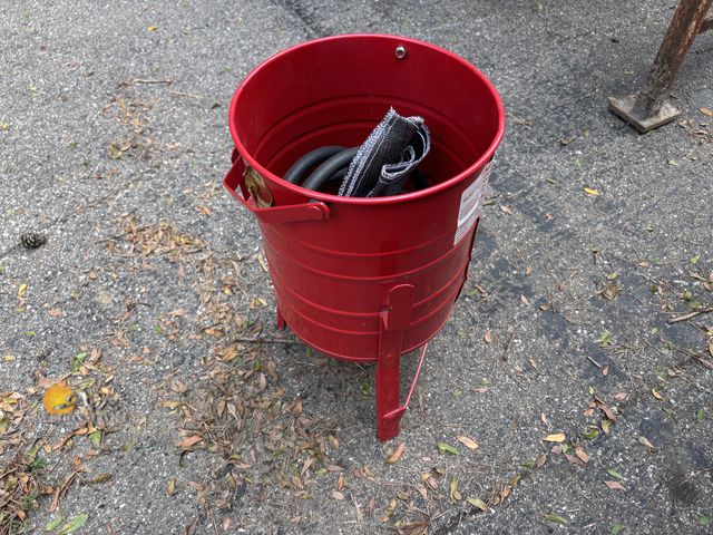 Lot 83-0570 - Powermate Sandblaster 3 Gal