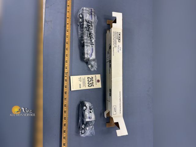 Lot 83-2535 - ERTL Diecast Freightliner Tractor-Trailer