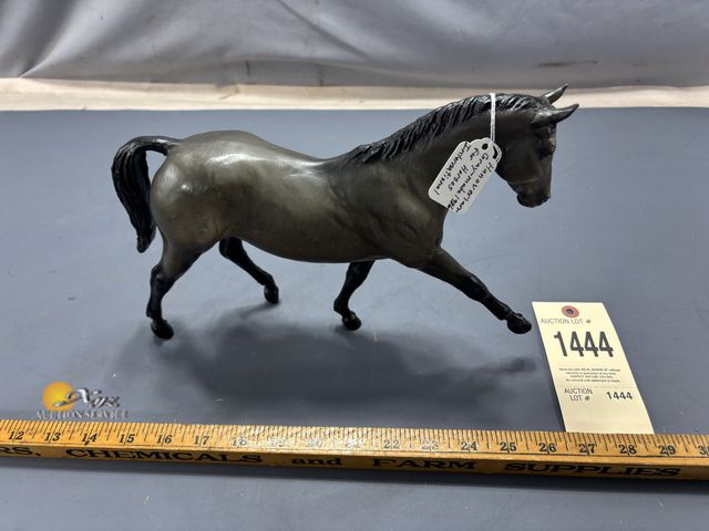 Lot 83-1444 - Breyer Hanoverian Gray