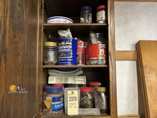 Lot 83-2370 - Lot of Miscellaneous Hardware