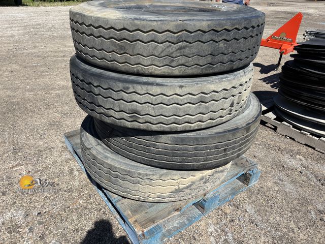 Lot 83-3002 - Four 11R 24.5 Tires