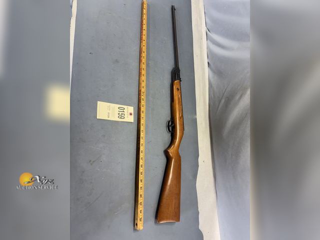Lot 83-0159 - Slovia Air Rifle Model 624