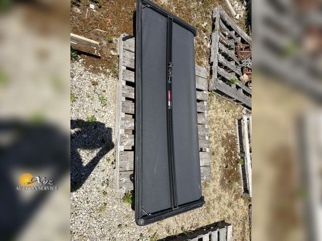 Lot 83-4009 - Tonneau Cover off 13 Silverado Ext. Cab