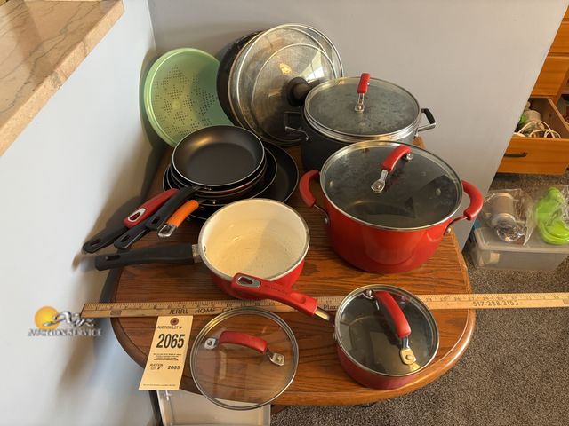 Lot 83-2065 - Lot of Pots and Pans