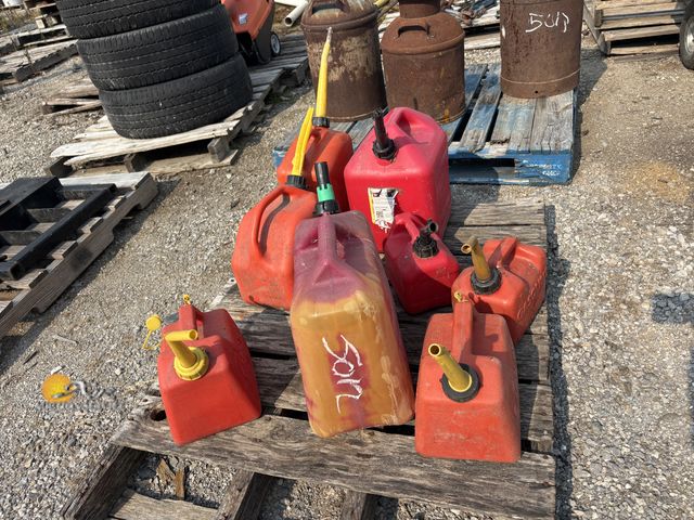 Lot 83-5012 - Lot of Gas Cans