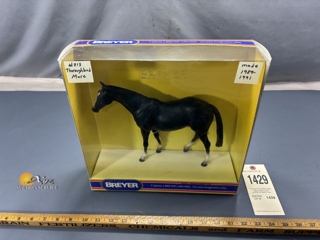 Lot 83-1429 - Breyer No. 813 Thoroughbred Mare in Original Box