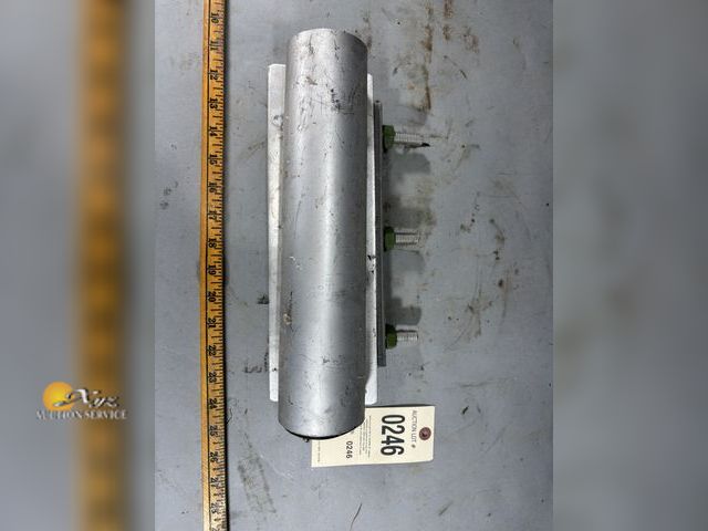 Lot 83-0246 - Ford 2.35-2.60 Pipe Repair Clamp
