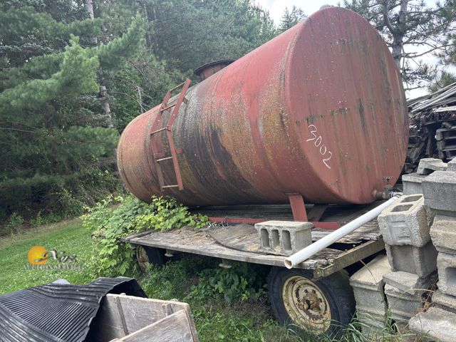 Lot 83-3002 - Water Tank on Wagon